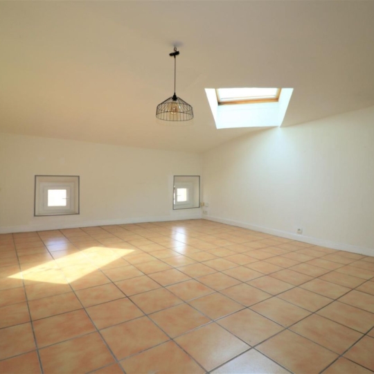  CAP VENDIS : Building | LORMONT (33310) | 106 m2 | 420 000 € 