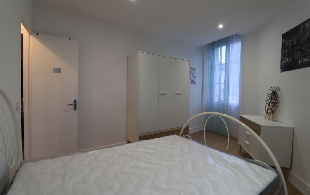 CAP VENDIS : Building | LORMONT (33310) | 106 m2 | 420 000 € 