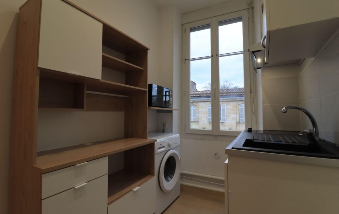 CAP VENDIS : Building | LORMONT (33310) | 106 m2 | 420 000 € 