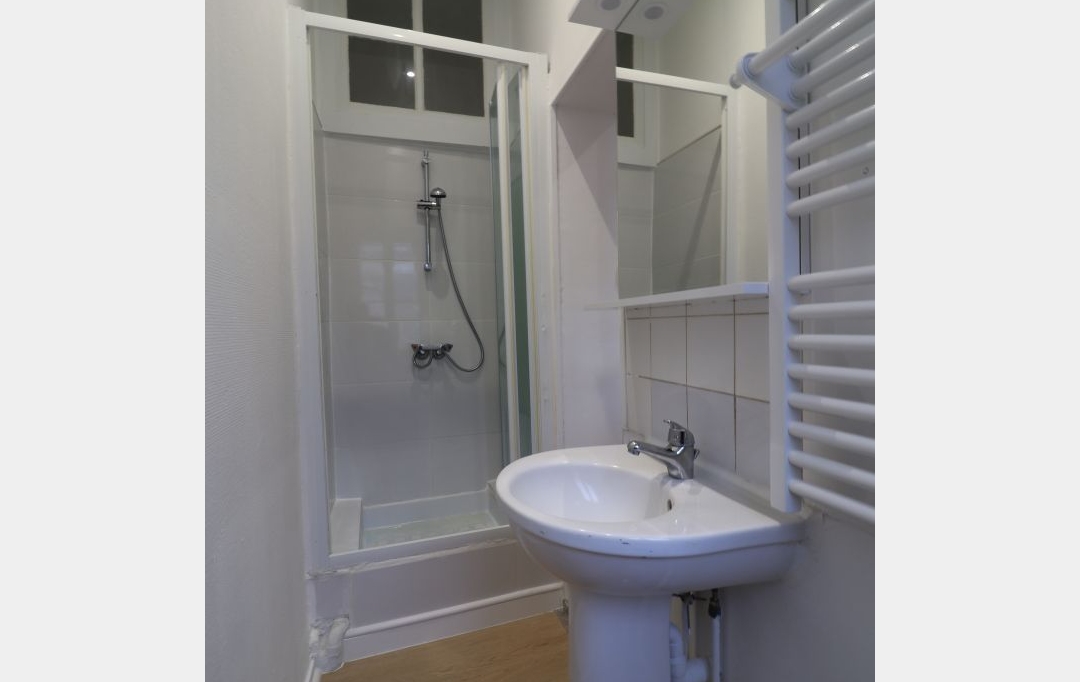 CAP VENDIS : Building | LORMONT (33310) | 106 m2 | 420 000 € 