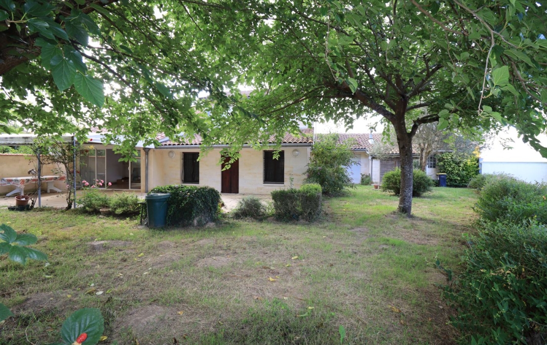 CAP VENDIS : House | BAYON-SUR-GIRONDE (33710) | 229 m2 | 363 600 € 