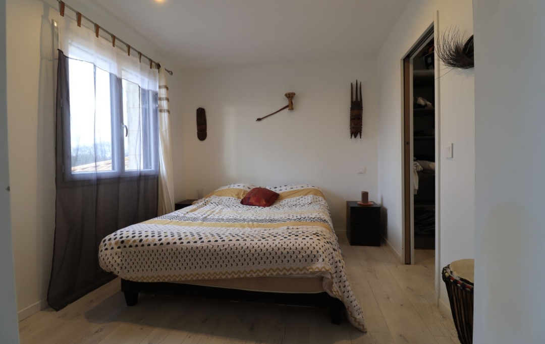 CAP VENDIS : House | LA LANDE-DE-FRONSAC (33240) | 130 m2 | 325 500 € 