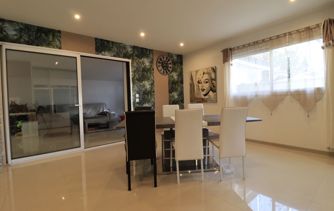 CAP VENDIS : House | LA LANDE-DE-FRONSAC (33240) | 130 m2 | 325 500 € 