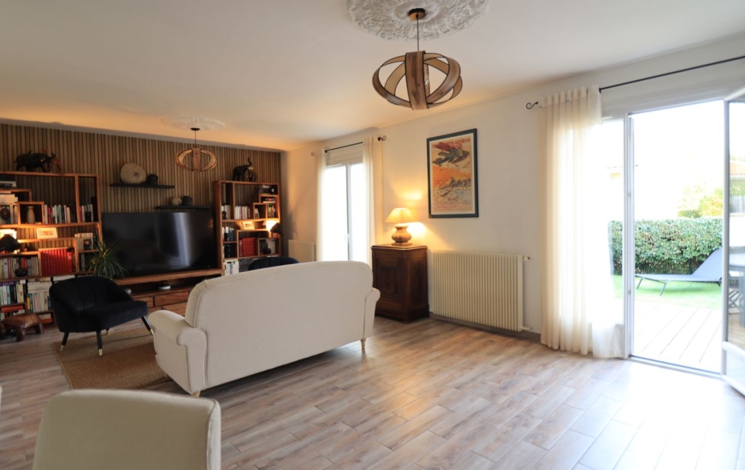 CAP VENDIS : House | LORMONT (33310) | 108 m2 | 370 620 € 