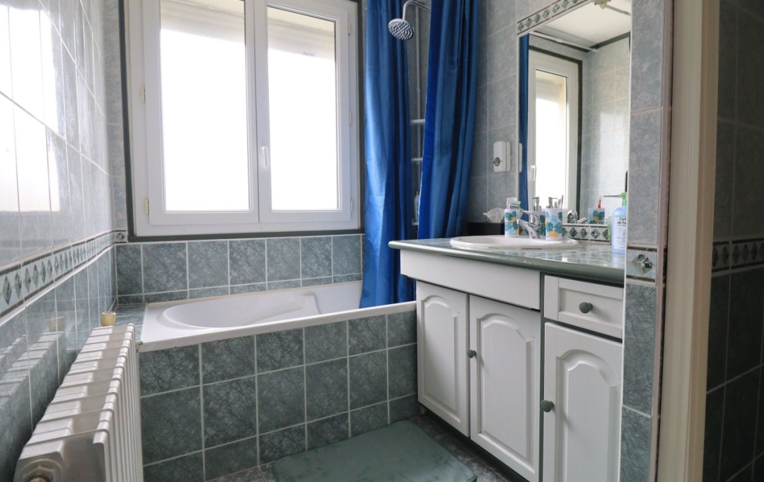 CAP VENDIS : Maison / Villa | AMBES (33810) | 105 m2 | 233 200 € 